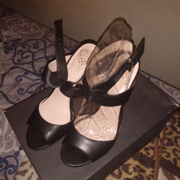 Shoes - Picture 2 of 3